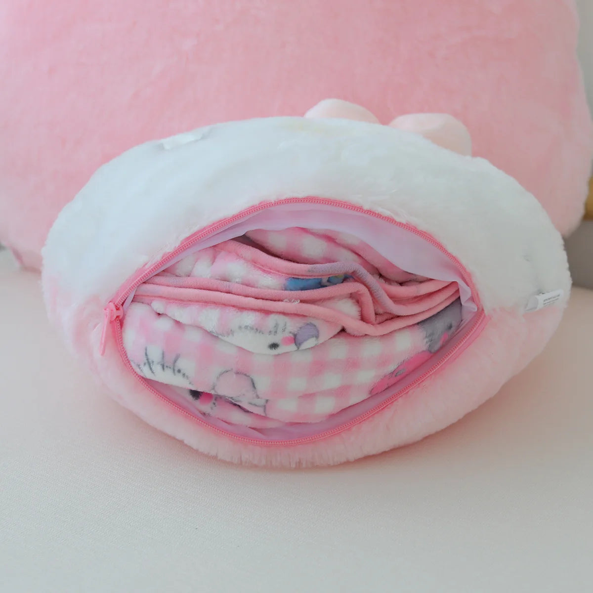Big Size Hello Kitty Plush Toys Sanrio Anime Peripherals Hello Kitty Blanket KT Cat Stuffed Dolls Hello Kitty Xmas Gift for Kid